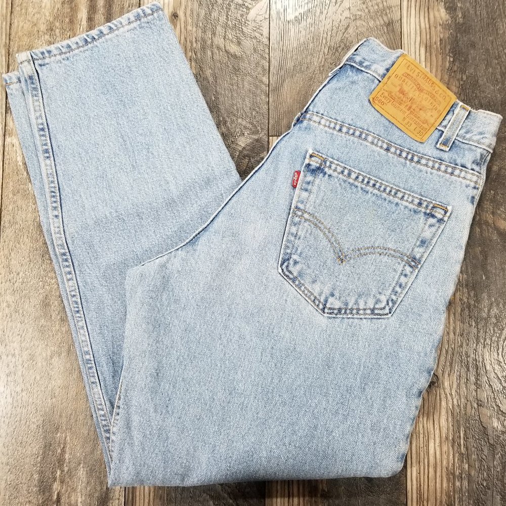 Vintage Levis 560 Loose Tapered Made in USA Blue